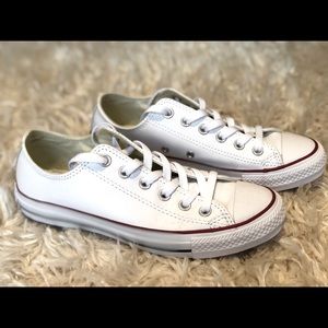 Converse Chuck Taylor All Star Leather Low Top